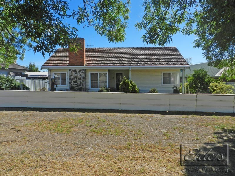 73 Powells Avenue, East Bendigo VIC 3550