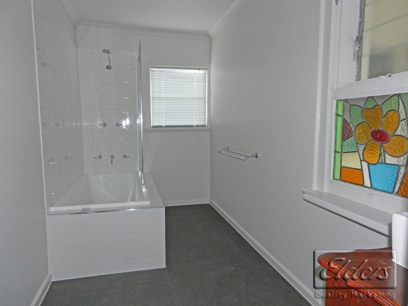 49 Russell Street, Quarry Hill VIC 3550