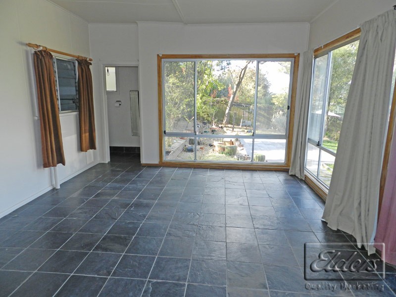 49 Russell Street, Quarry Hill VIC 3550