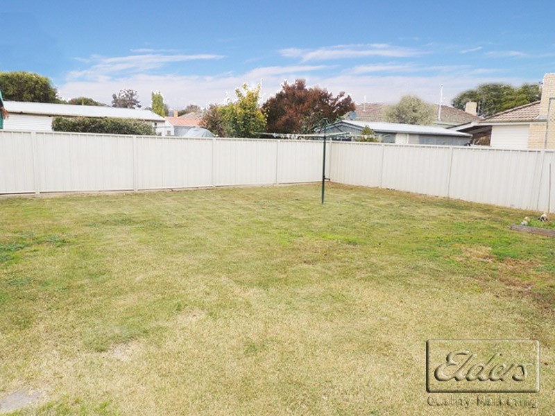 52 Montgomery Crescent, White Hills VIC 3550