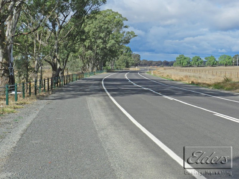 2 Rileys Road, Woodvale VIC 3556