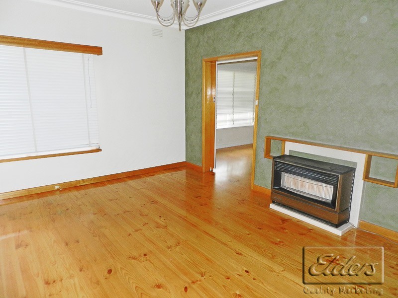 9 High Street, Kangaroo Flat VIC 3555
