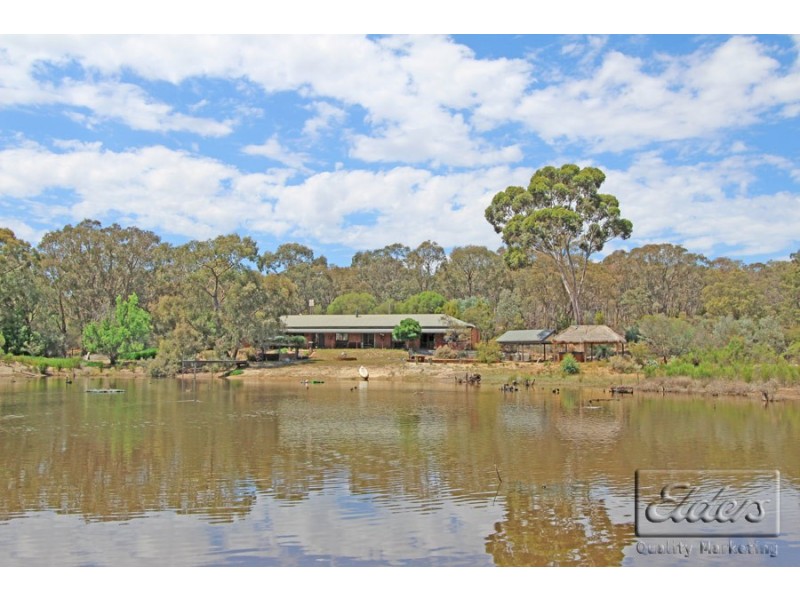 89 QUEEN STREET, Mandurang South VIC 3551