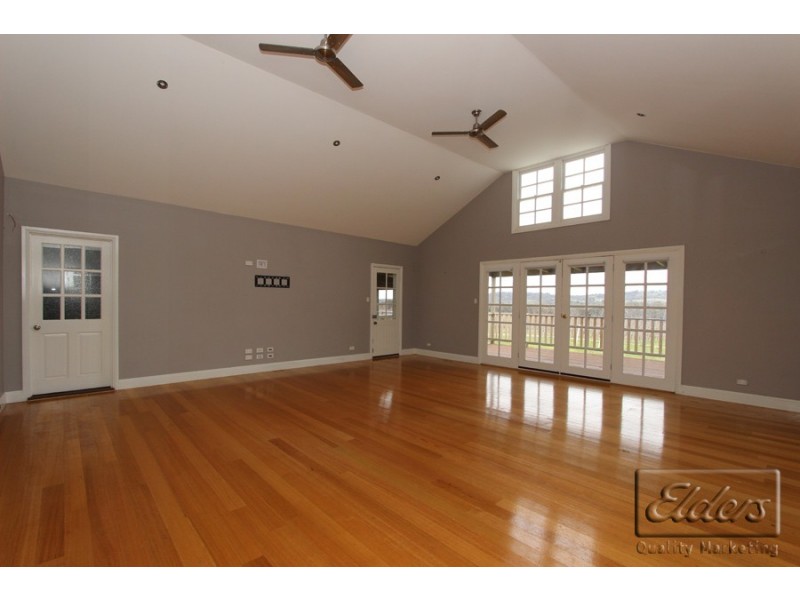 70 Reservoir Road, Harcourt VIC 3453