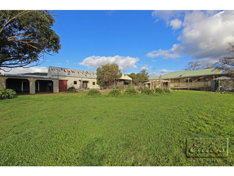 70 Reservoir Road, Harcourt VIC 3453