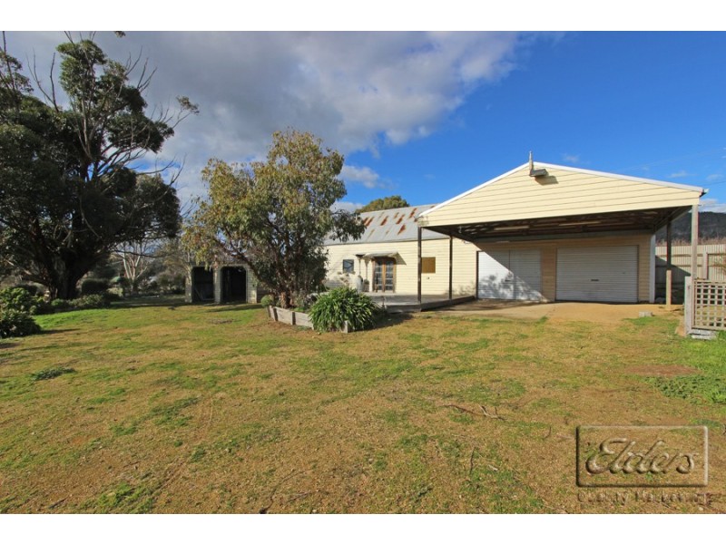 70 Reservoir Road, Harcourt VIC 3453