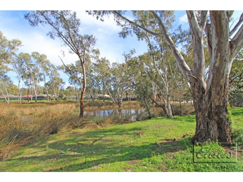 316-318 High Street, Kangaroo Flat VIC 3555