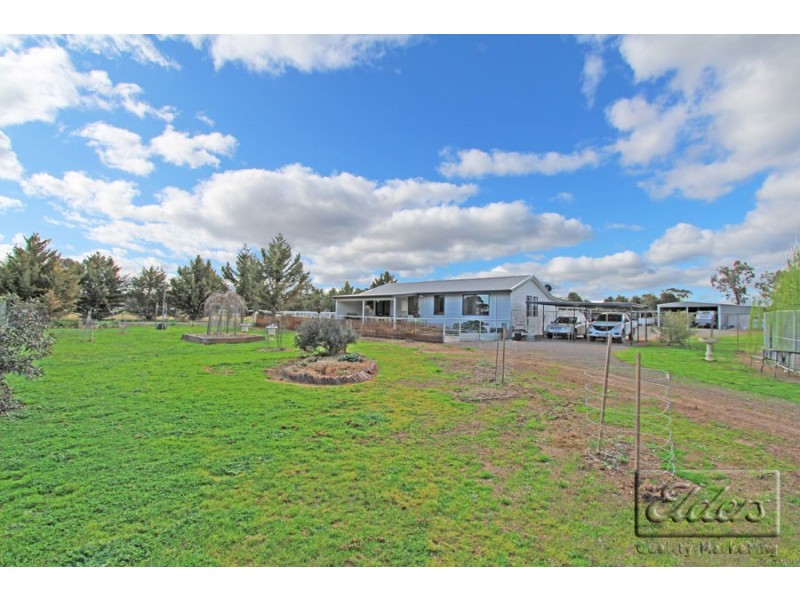 323 Old Murray Road, Huntly VIC 3551