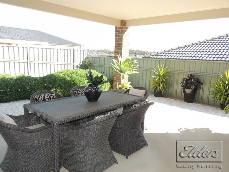 28 Highland Way, Maiden Gully VIC 3551