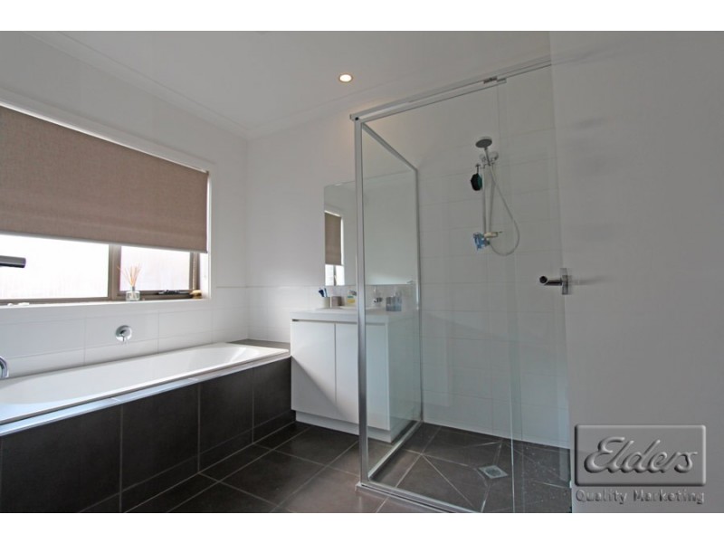 13 Marlo Court, Strathdale VIC 3550
