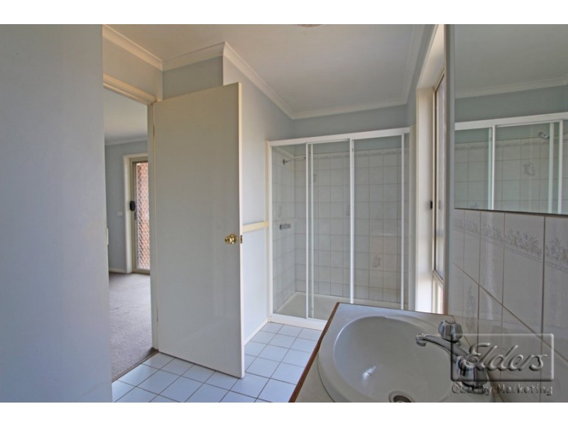 15 Clay Gully Court, Maiden Gully VIC 3551