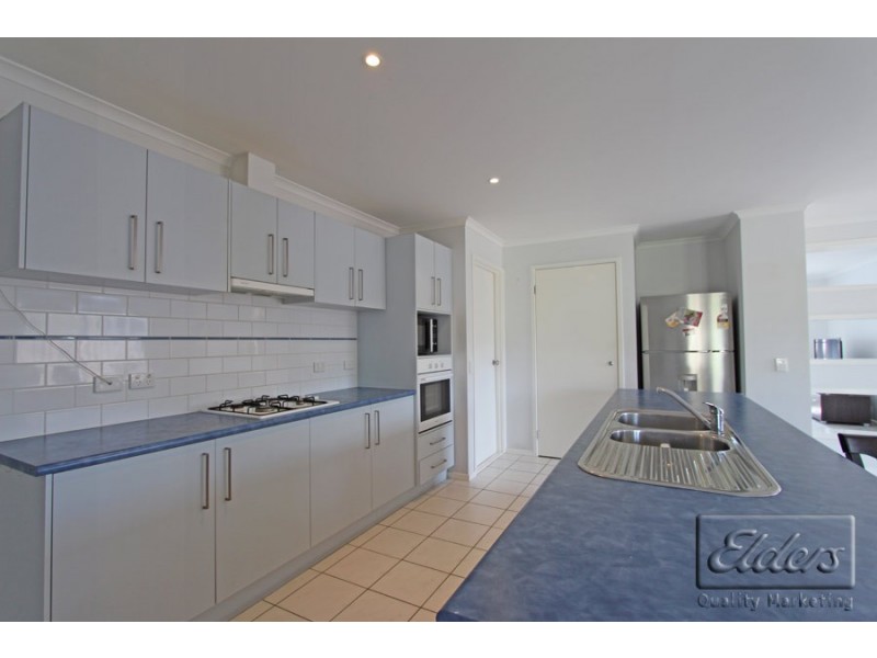 22 Julian Way, California Gully VIC 3556