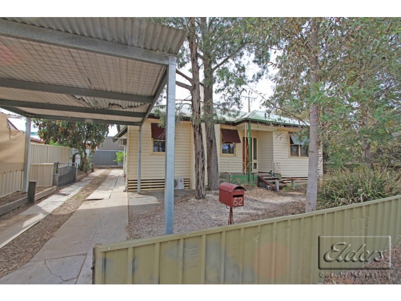 52 Powells Avenue, Strathdale VIC 3550