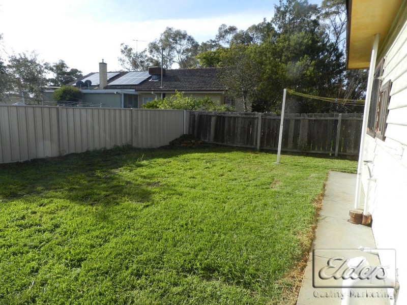 6A May Street, Kangaroo Flat VIC 3555