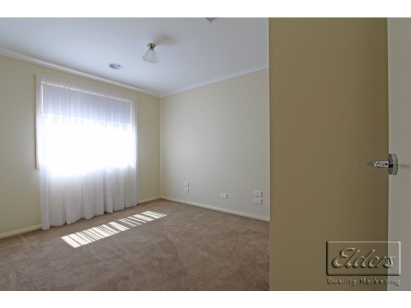 5 Roche Court, White Hills VIC 3550