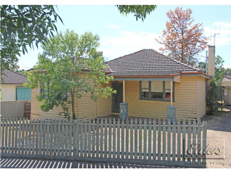 15 Curtin Street, Flora Hill VIC 3550