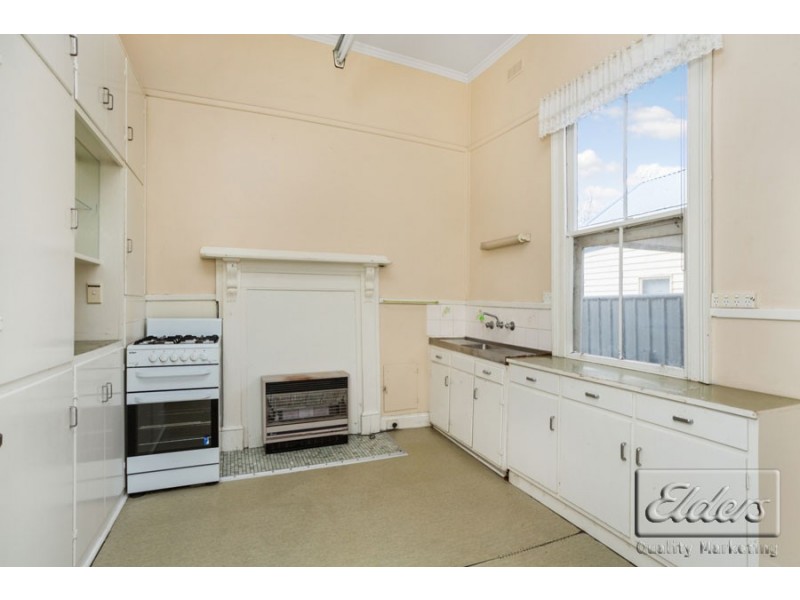 74 Thistle Street, Bendigo VIC 3550