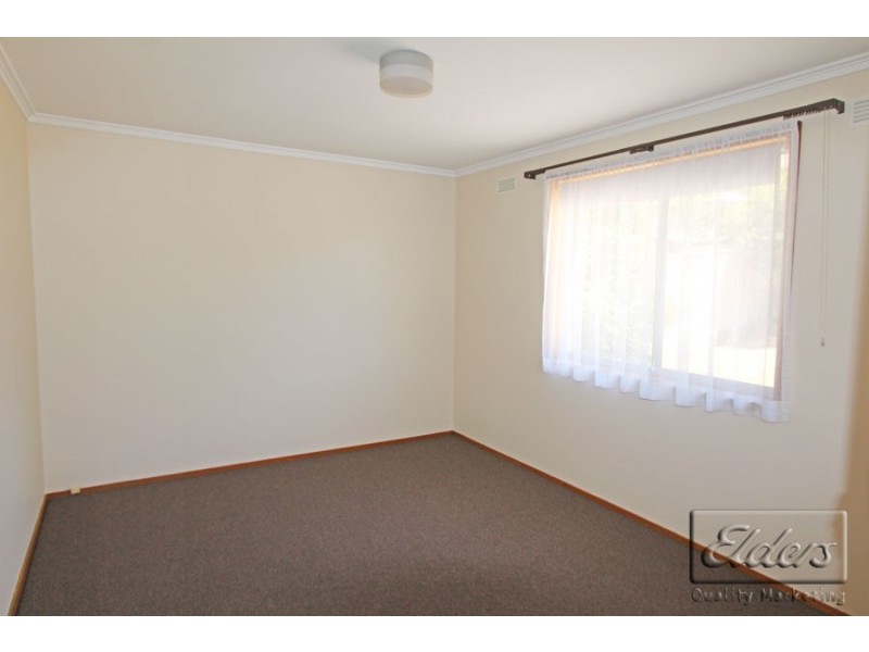266 Mackenzie Street West, Kangaroo Flat VIC 3555