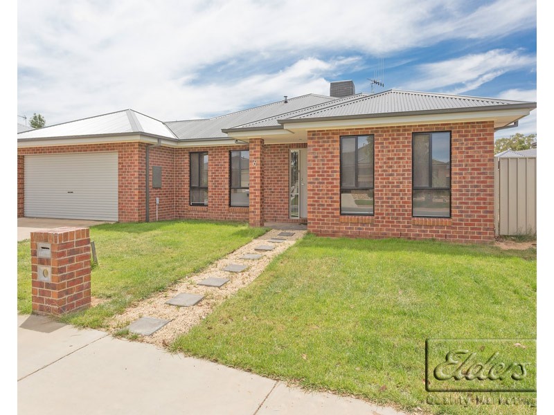 6 Arinya Close, Ascot VIC 3551