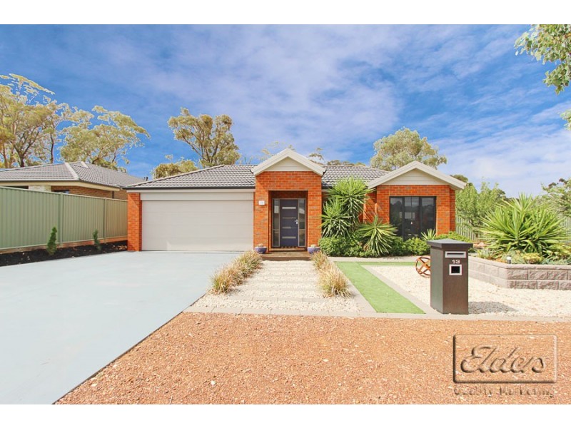 13 Duncan Court, Junortoun VIC 3551