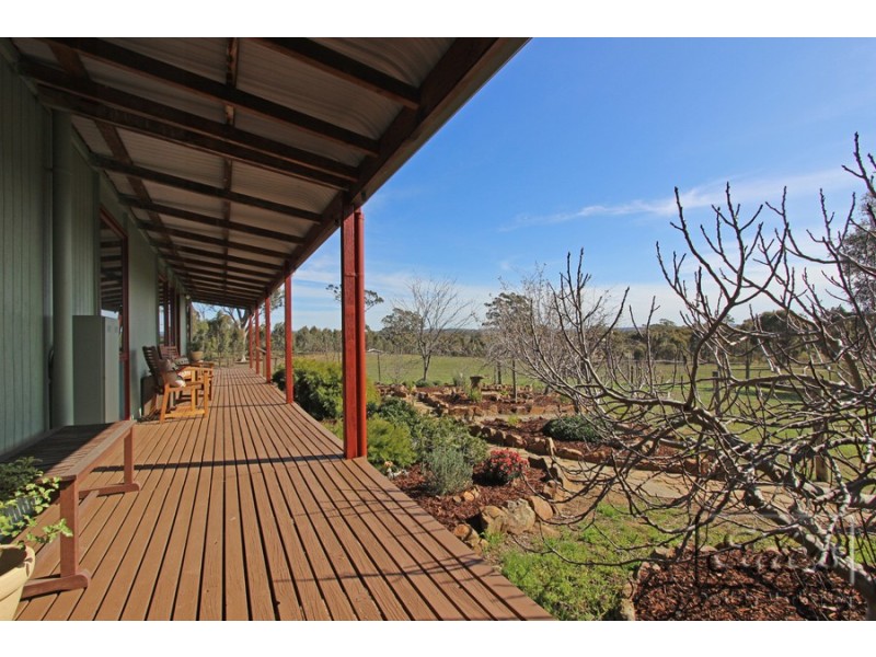 551 Axe Creek Road, Axe Creek VIC 3551