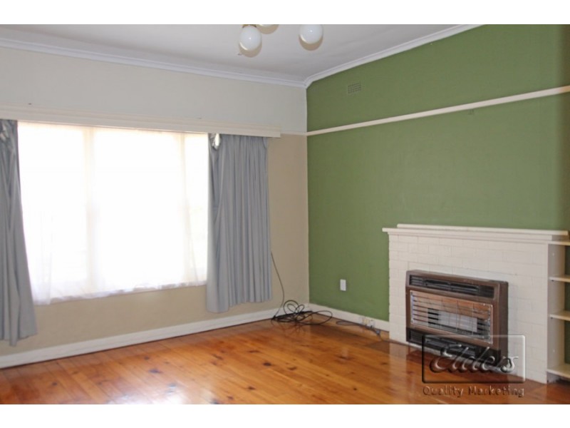 19 Churchill Avenue, Flora Hill VIC 3550