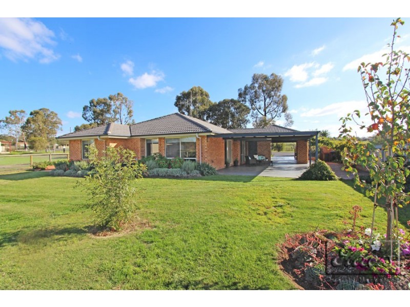 128 Rohs Road, East Bendigo VIC 3550