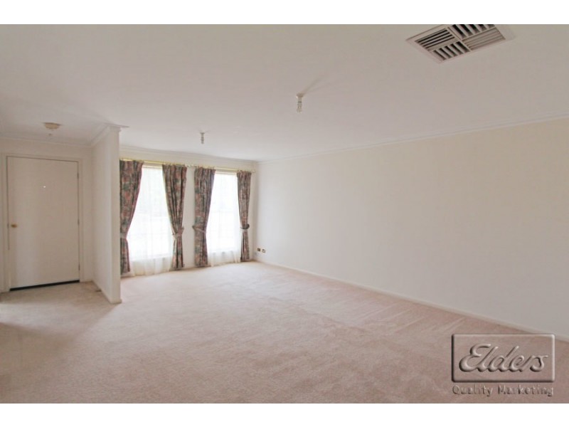 8 Sunrise Court, Strathdale VIC 3550