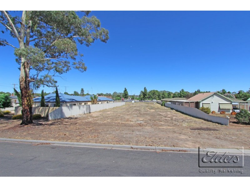 72 Church Street, Kangaroo Flat VIC 3555