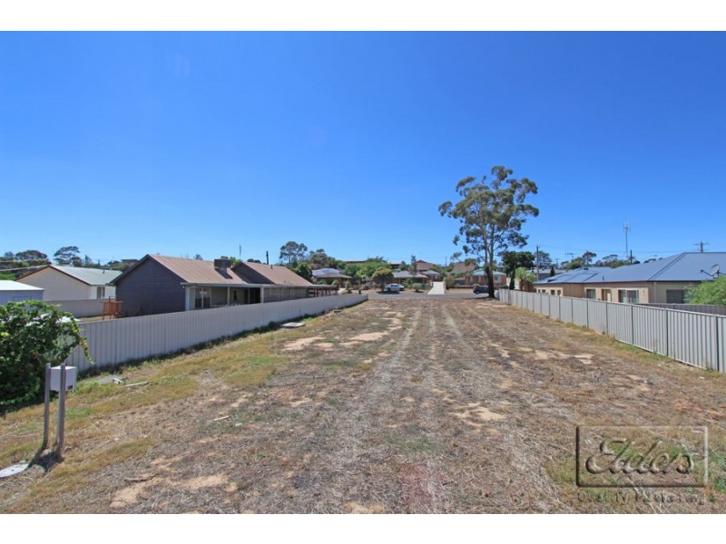 72 Church Street, Kangaroo Flat VIC 3555