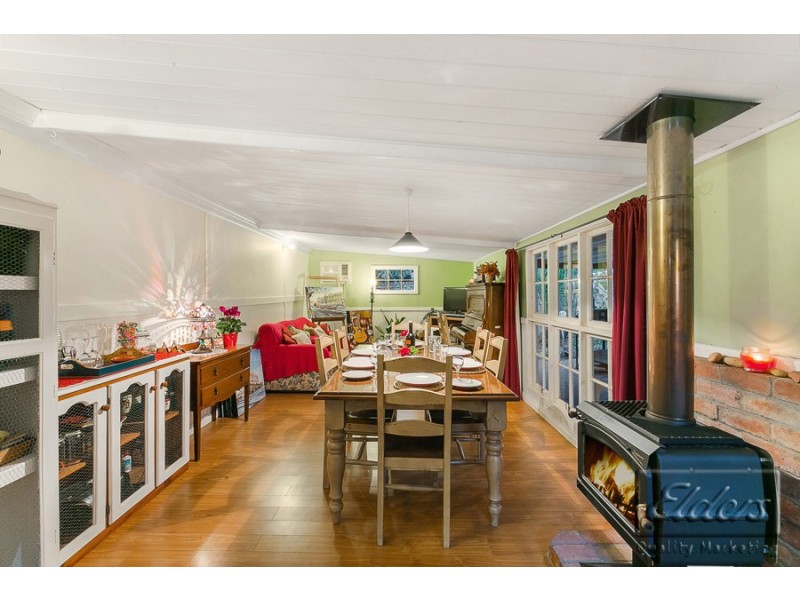 16 Broadway, Lockwood South VIC 3551