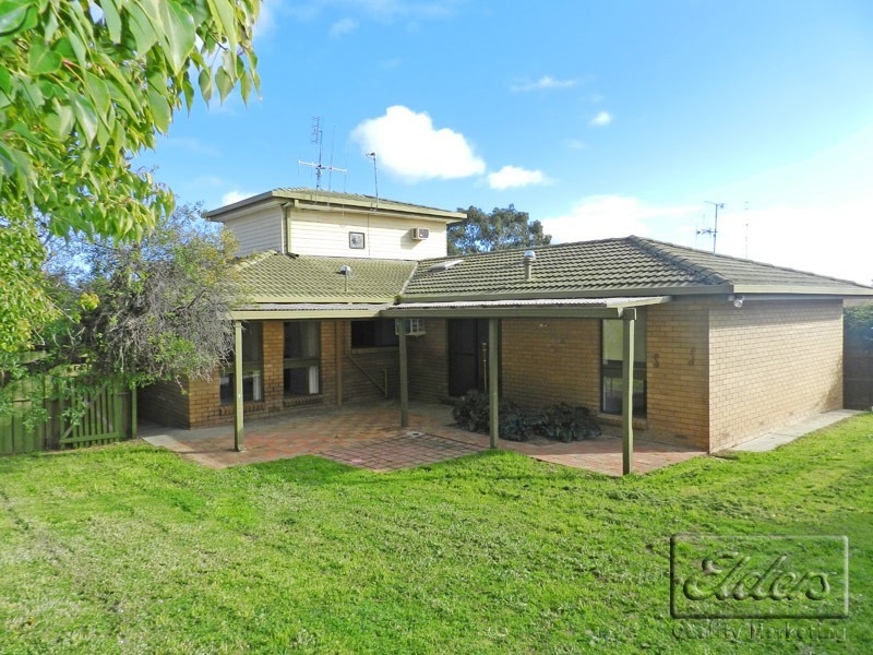 1 Marinna Court, Strathdale VIC 3550
