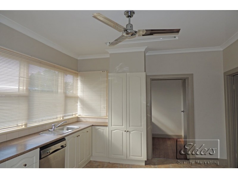 49 Holmes Road, North Bendigo VIC 3550