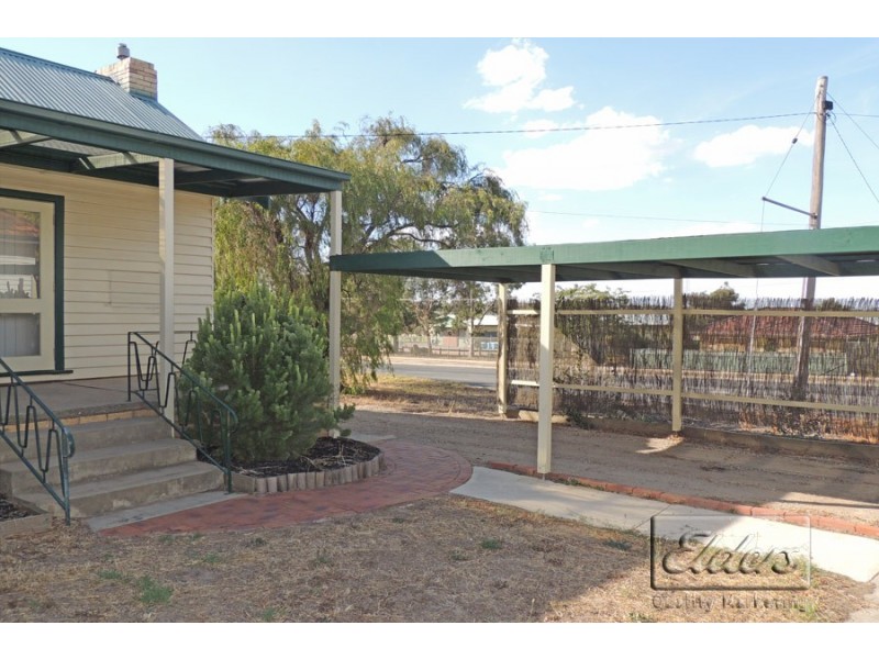49 Holmes Road, North Bendigo VIC 3550