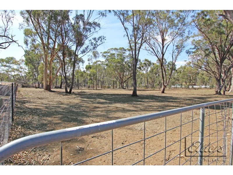 76 – 78 Railway Place, Goornong VIC 3557