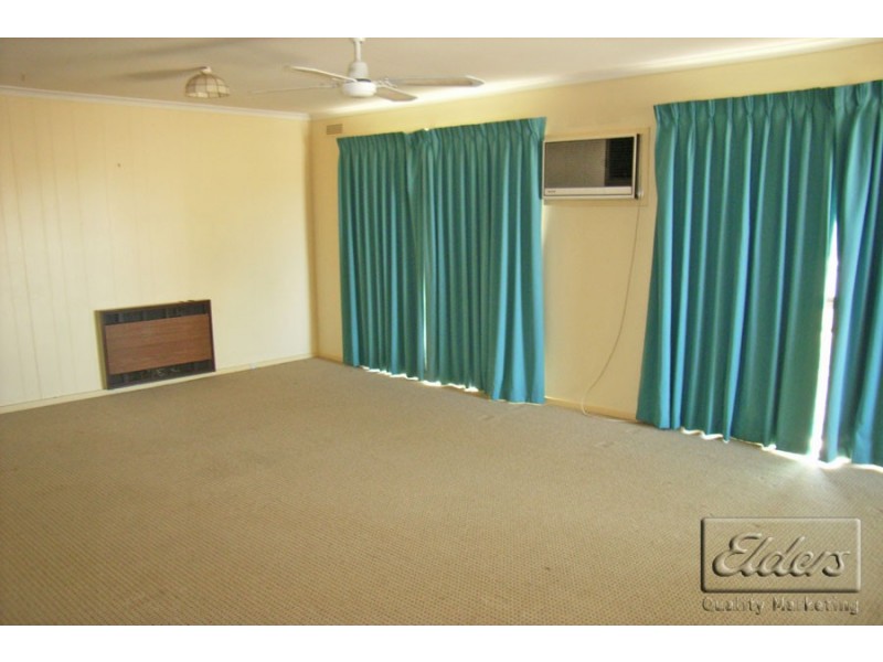 2/1 Bunting Court, Strathdale VIC 3550