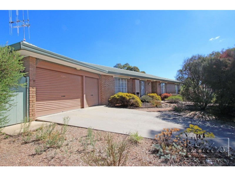 12 Tenzing Court, Strathdale VIC 3550