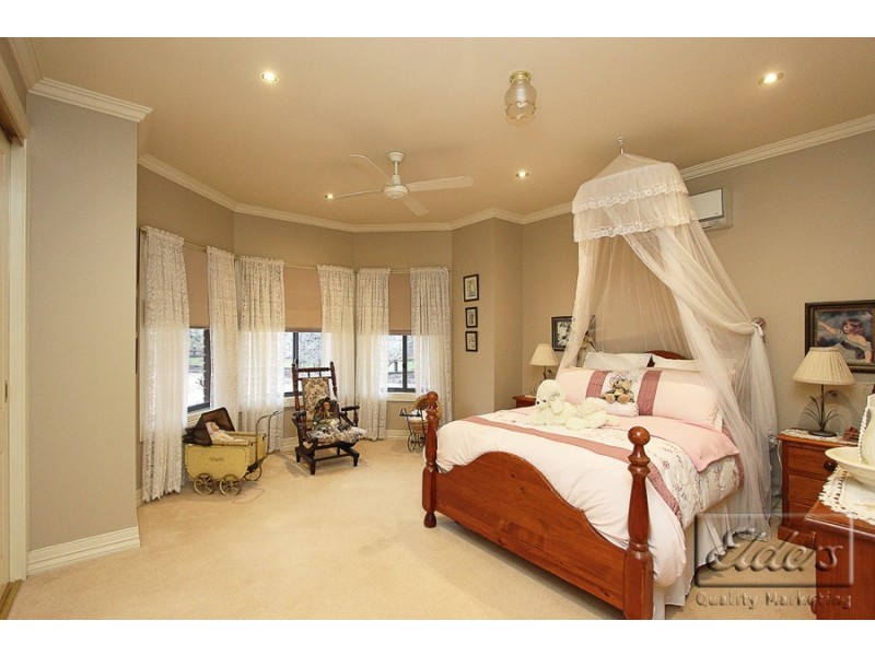 201 Taylors Lane, Strathfieldsaye VIC 3551