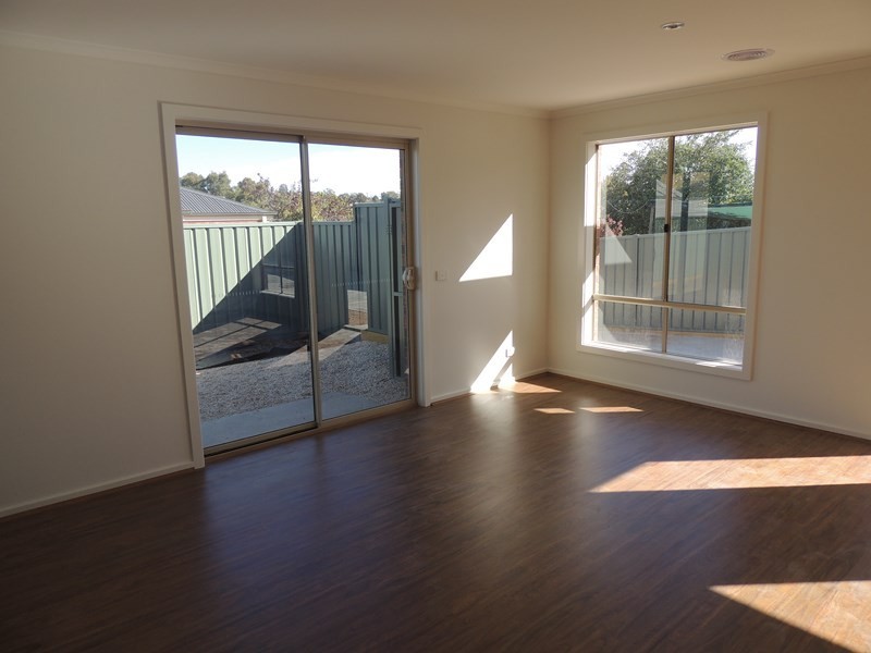 2/74 Somerville Street, Bendigo VIC 3550