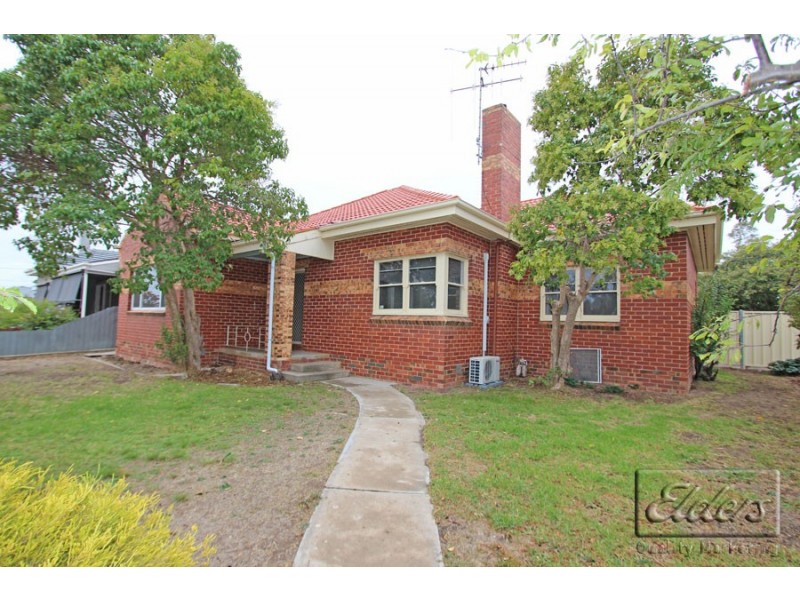 167 NEALE STREET, Flora Hill VIC 3550