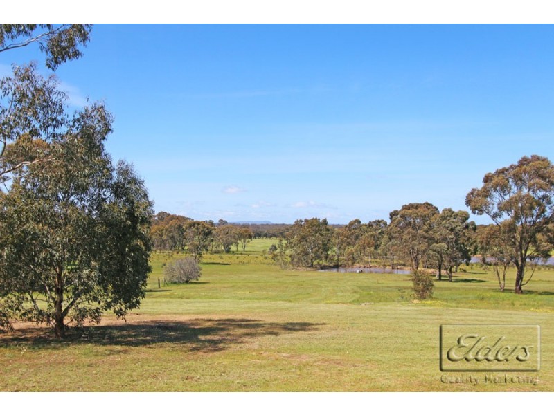 51 Banfield Drive, Strathfieldsaye VIC 3551