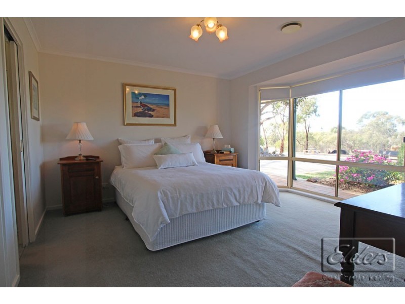 51 Banfield Drive, Strathfieldsaye VIC 3551