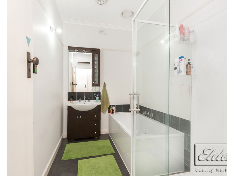 4 Michael Street, Kennington VIC 3550