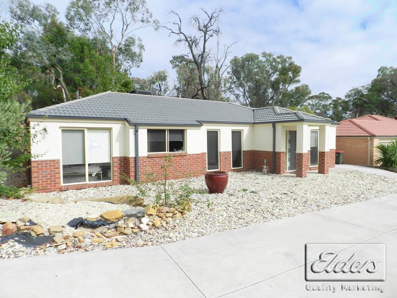 4/27A Lawson Street, Spring Gully VIC 3550