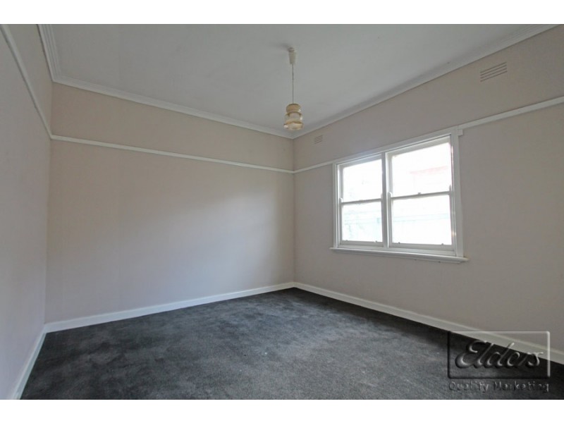 5 Theodore Street, Flora Hill VIC 3550