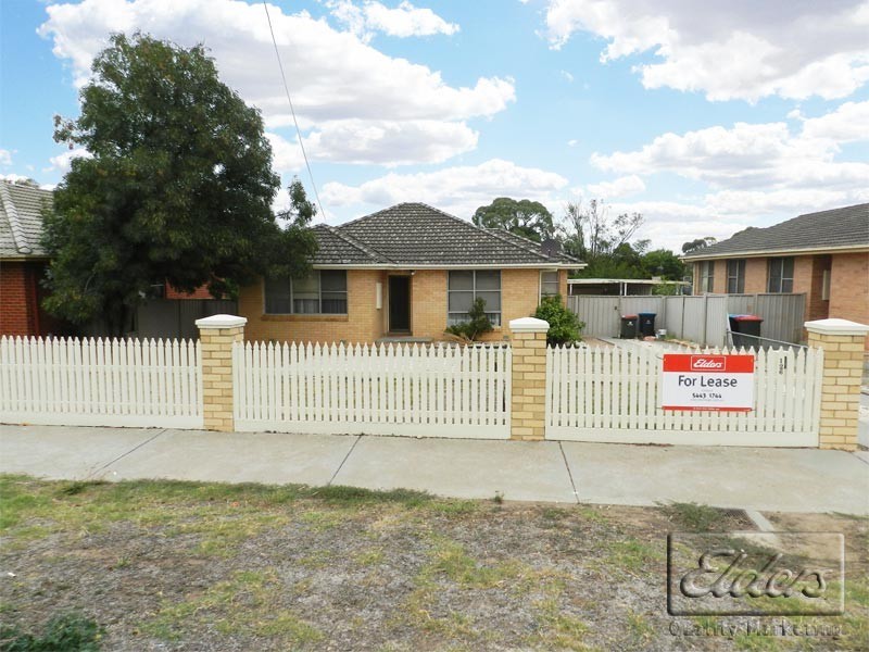 126 St Aidans Road, Kennington VIC 3550