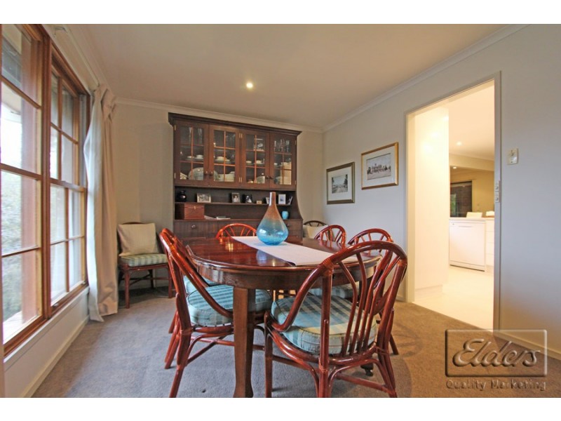 3 Molesworth Road, Kangaroo Flat VIC 3555