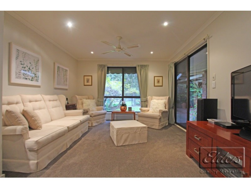 3 Molesworth Road, Kangaroo Flat VIC 3555