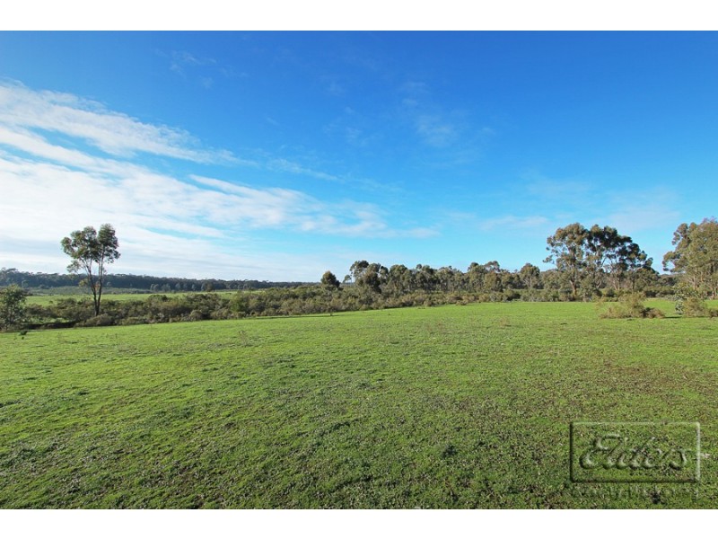 36 George Terrace, Axe Creek VIC 3551