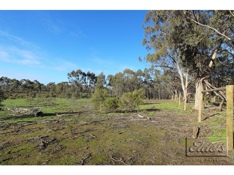 36 George Terrace, Axe Creek VIC 3551